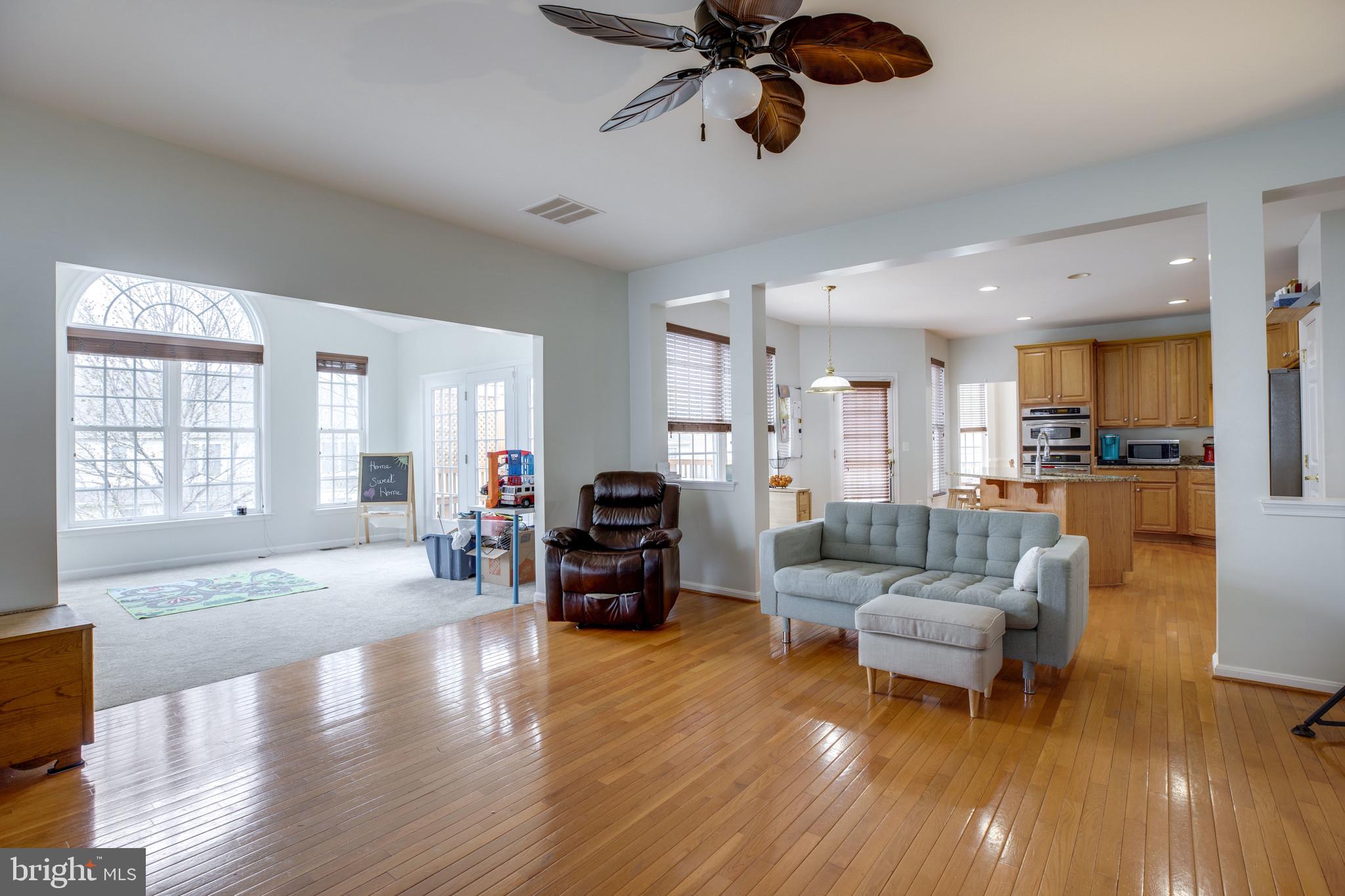 PARKWAY WEST - Residential