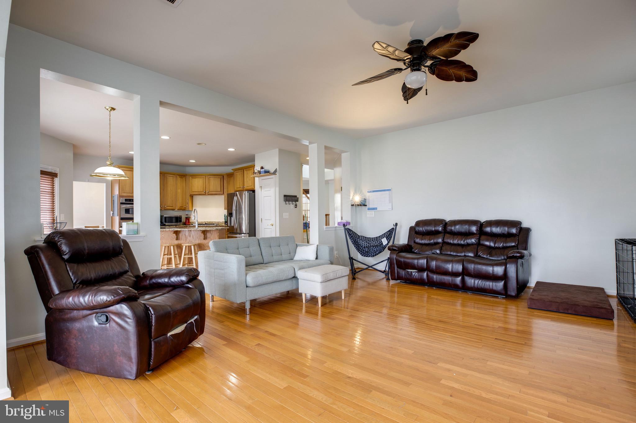 PARKWAY WEST - Residential