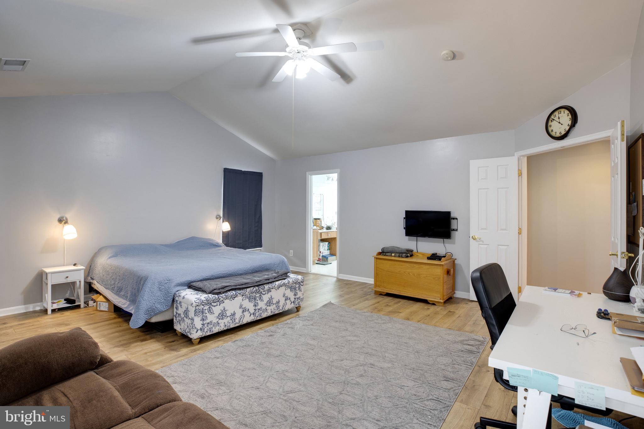 PARKWAY WEST - Residential