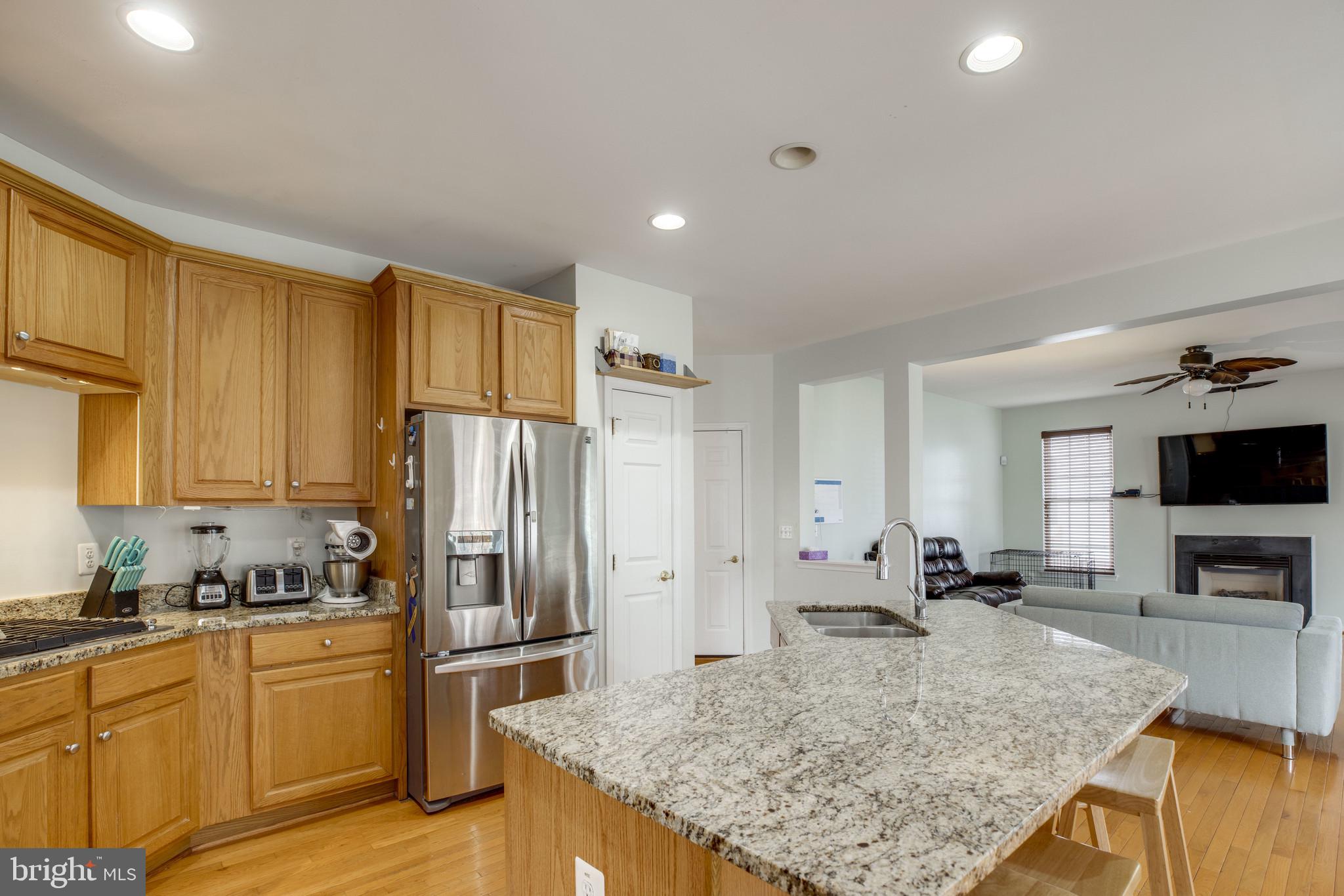 PARKWAY WEST - Residential