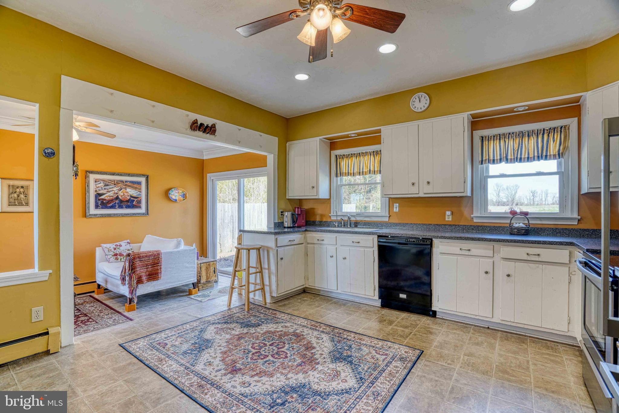 HILLSBORO ESTATES - Residential