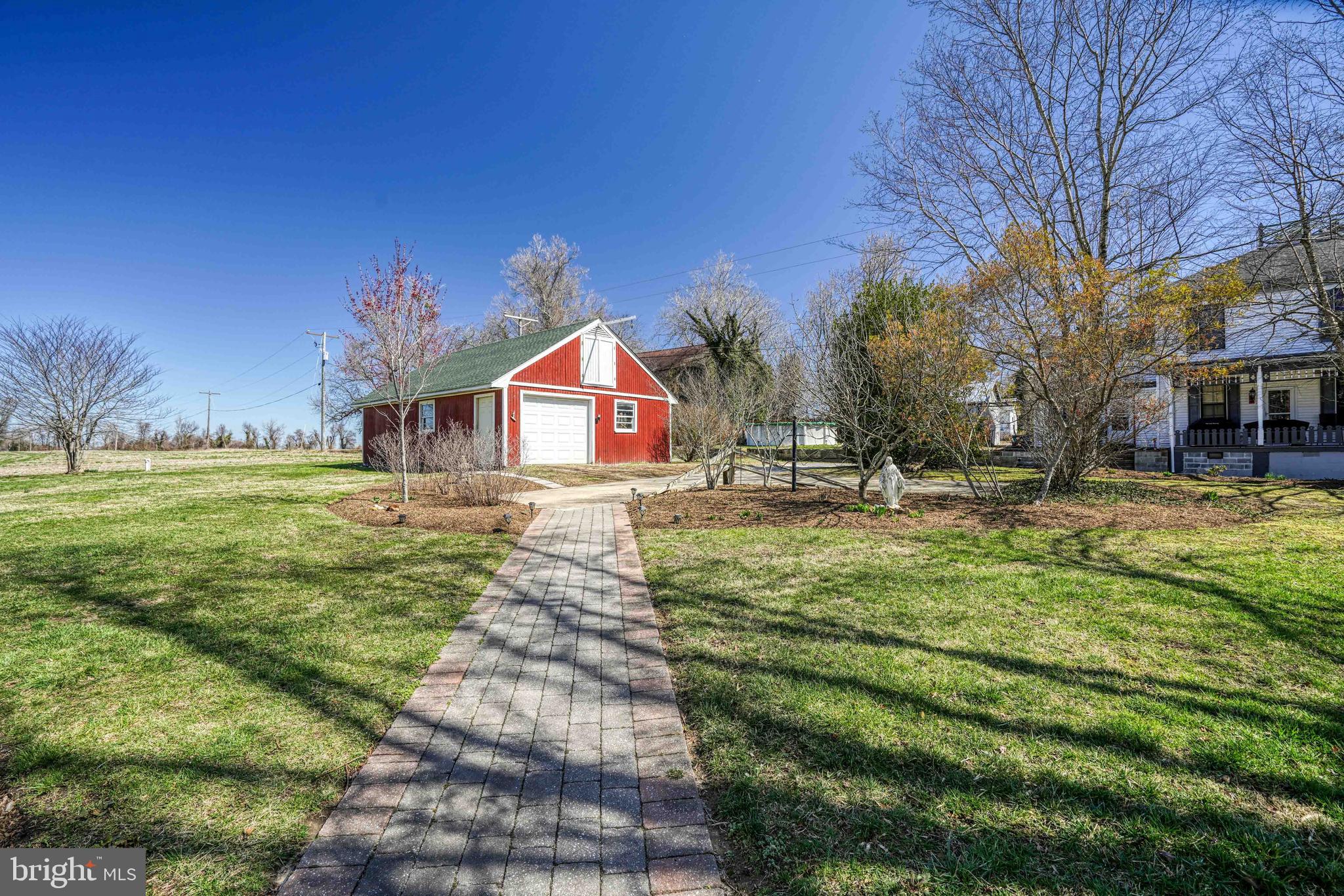 HILLSBORO ESTATES - Residential