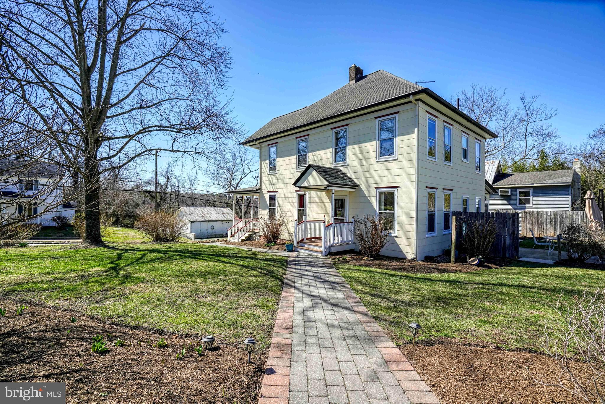 HILLSBORO ESTATES - Residential