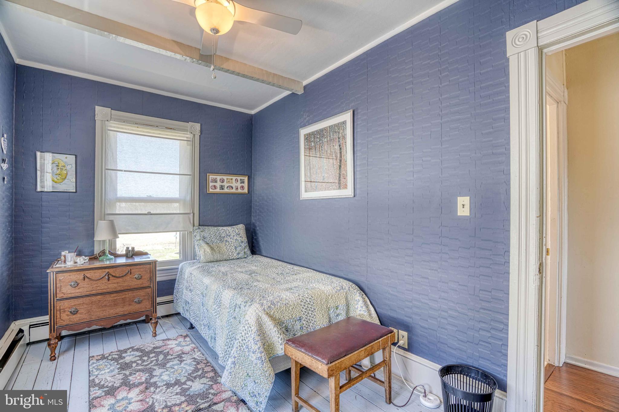 HILLSBORO ESTATES - Residential