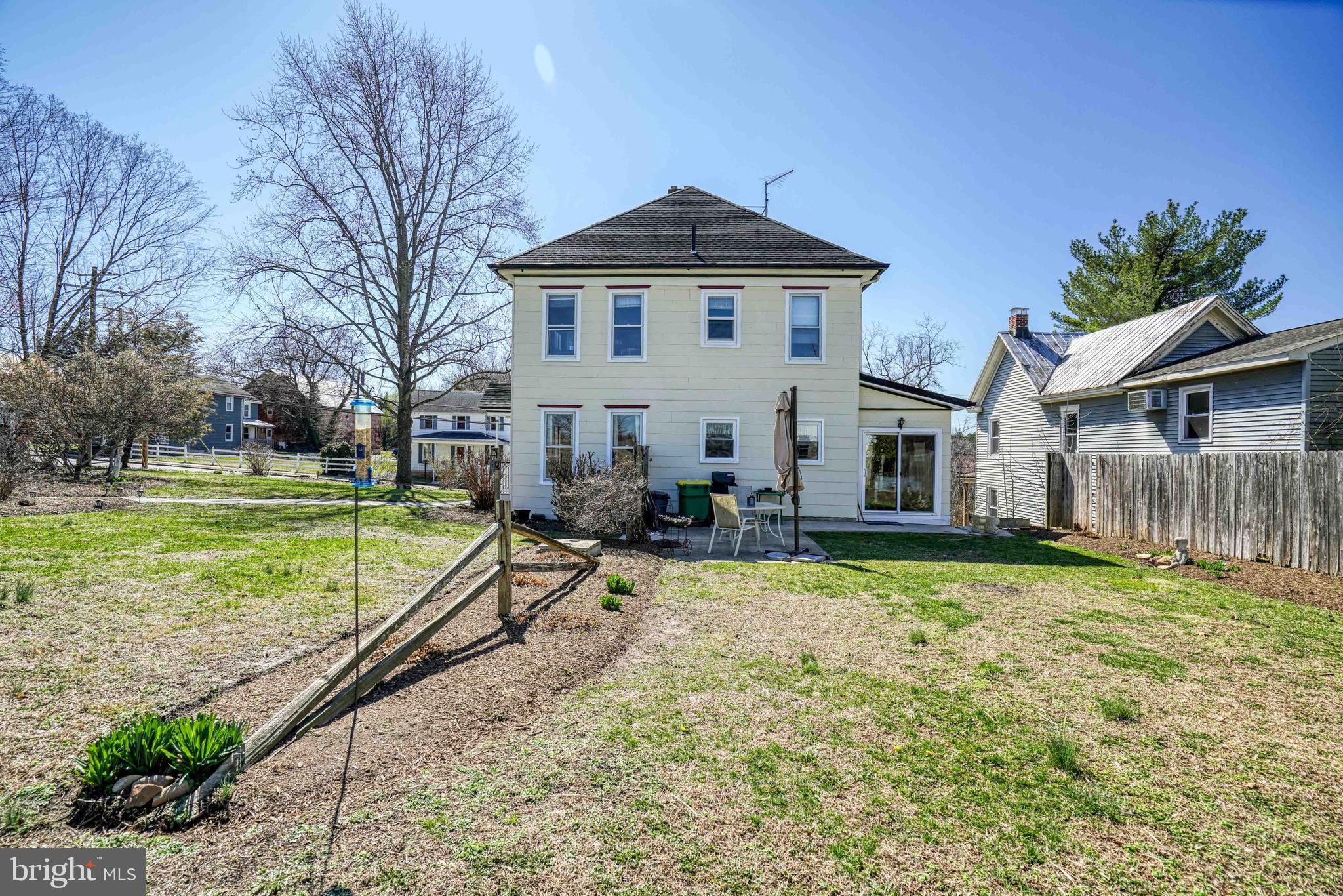 HILLSBORO ESTATES - Residential