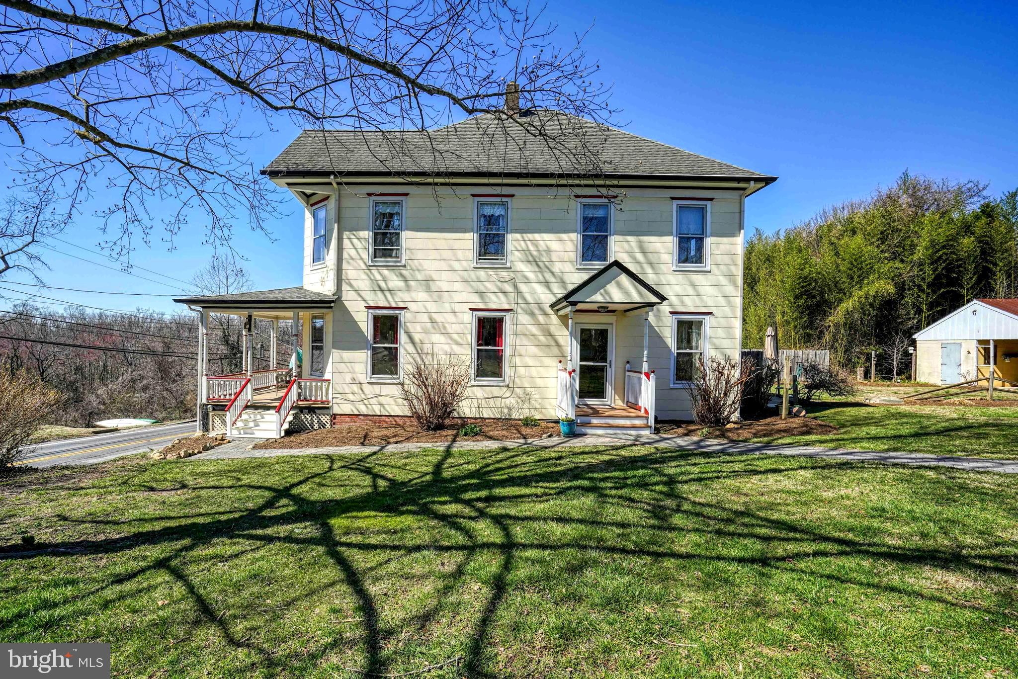 HILLSBORO ESTATES - Residential