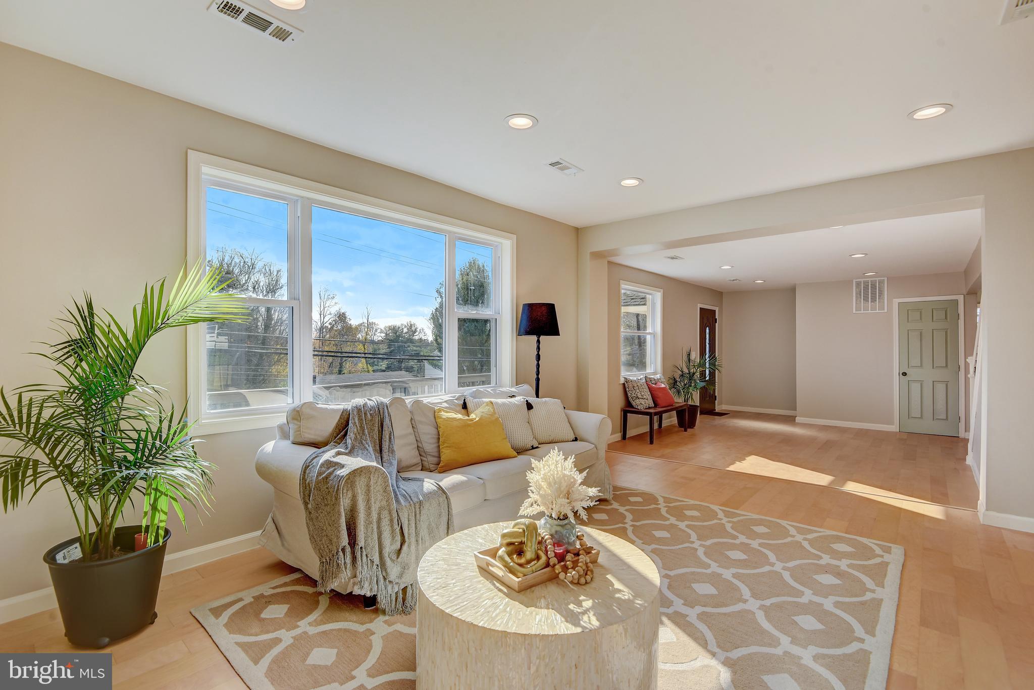 RANDALLSTOWN - Residential