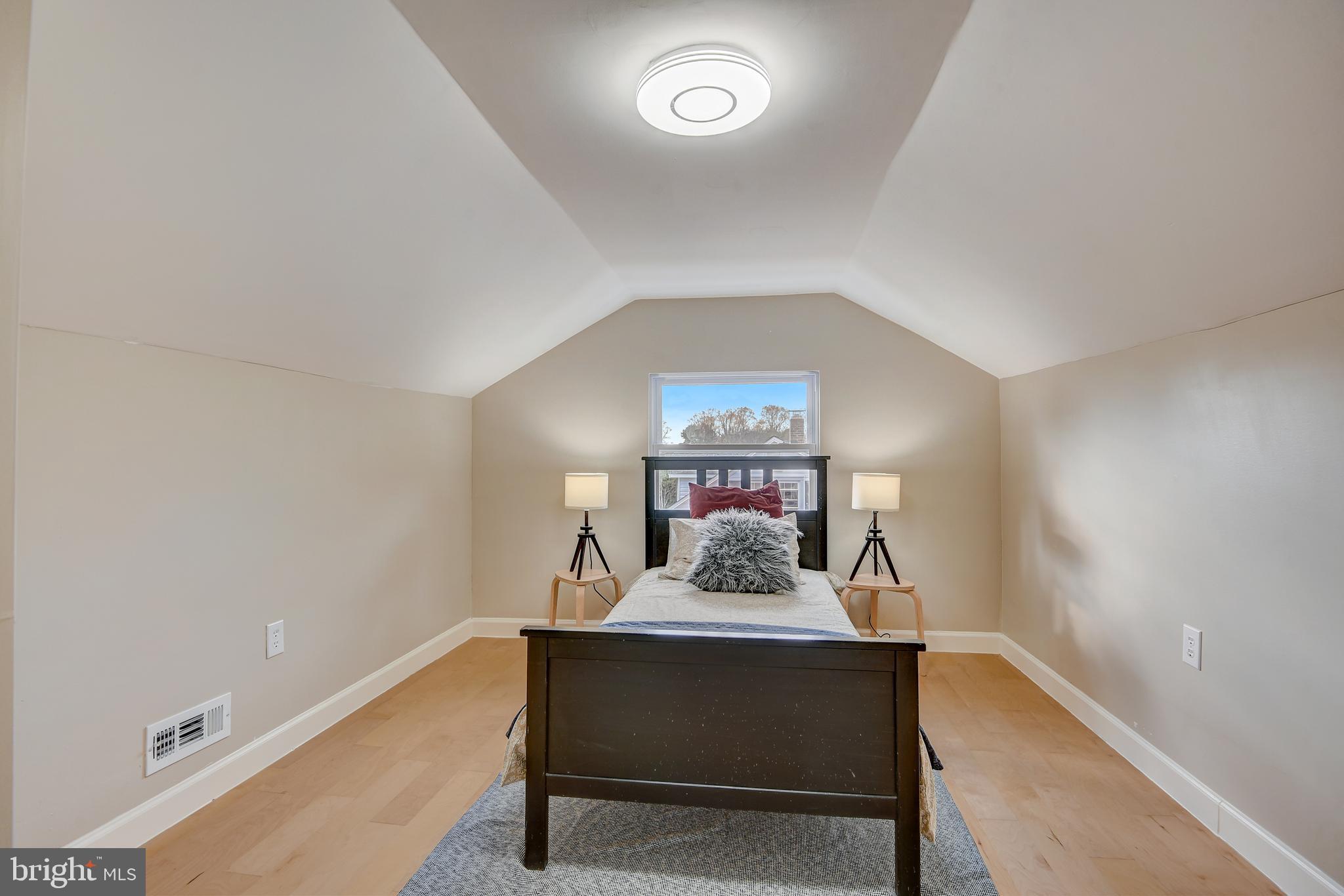 RANDALLSTOWN - Residential