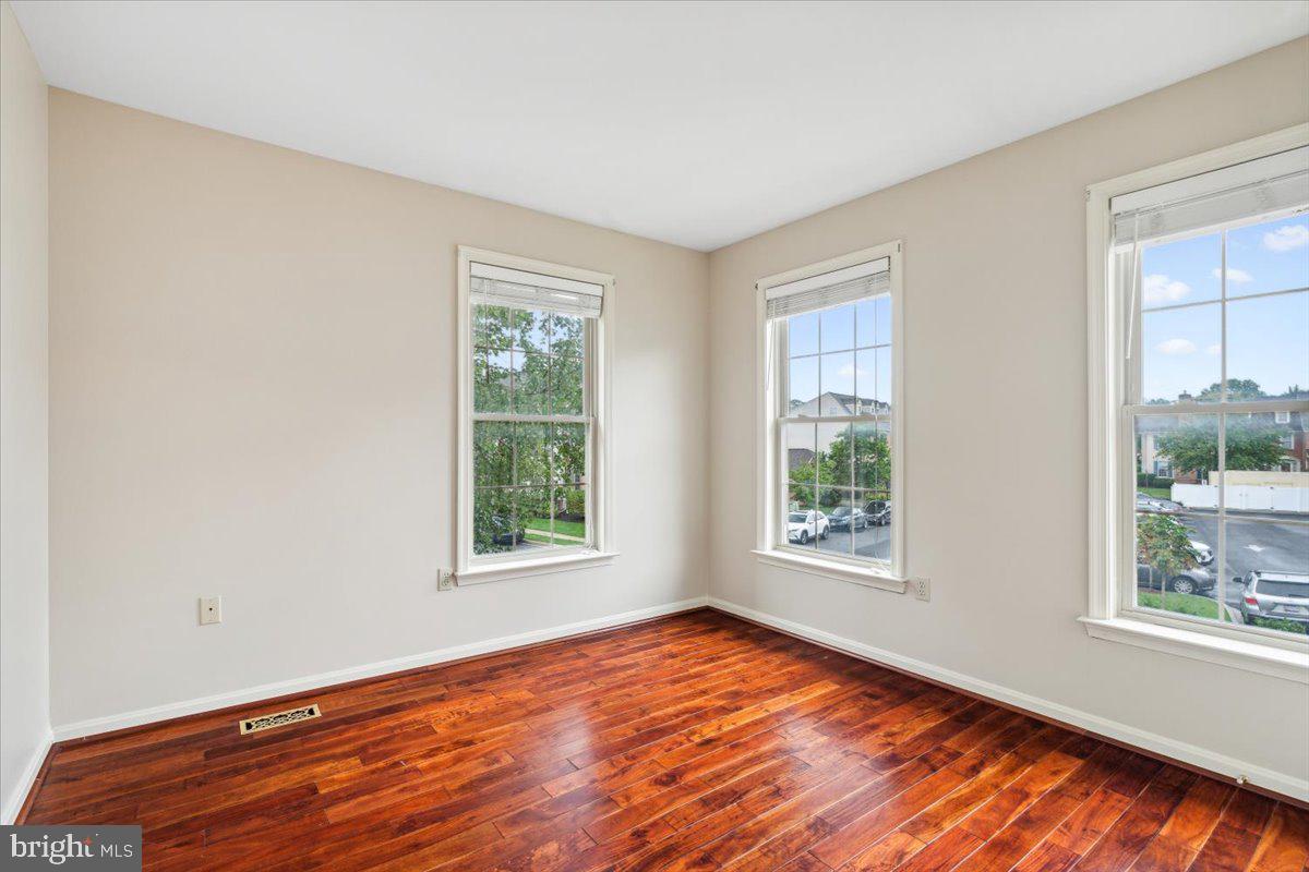 WORMANS MILL - Residential