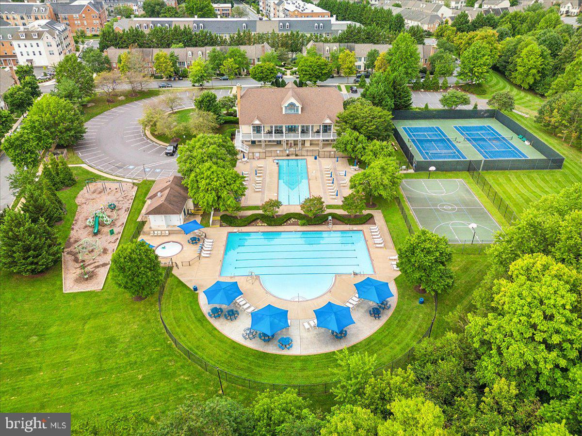 WORMANS MILL - Residential