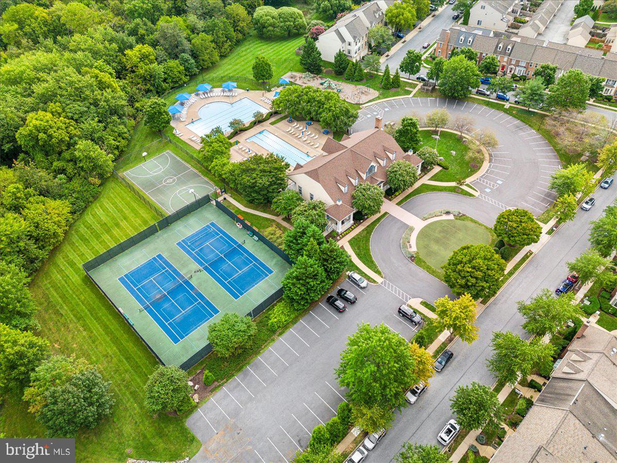 WORMANS MILL - Residential