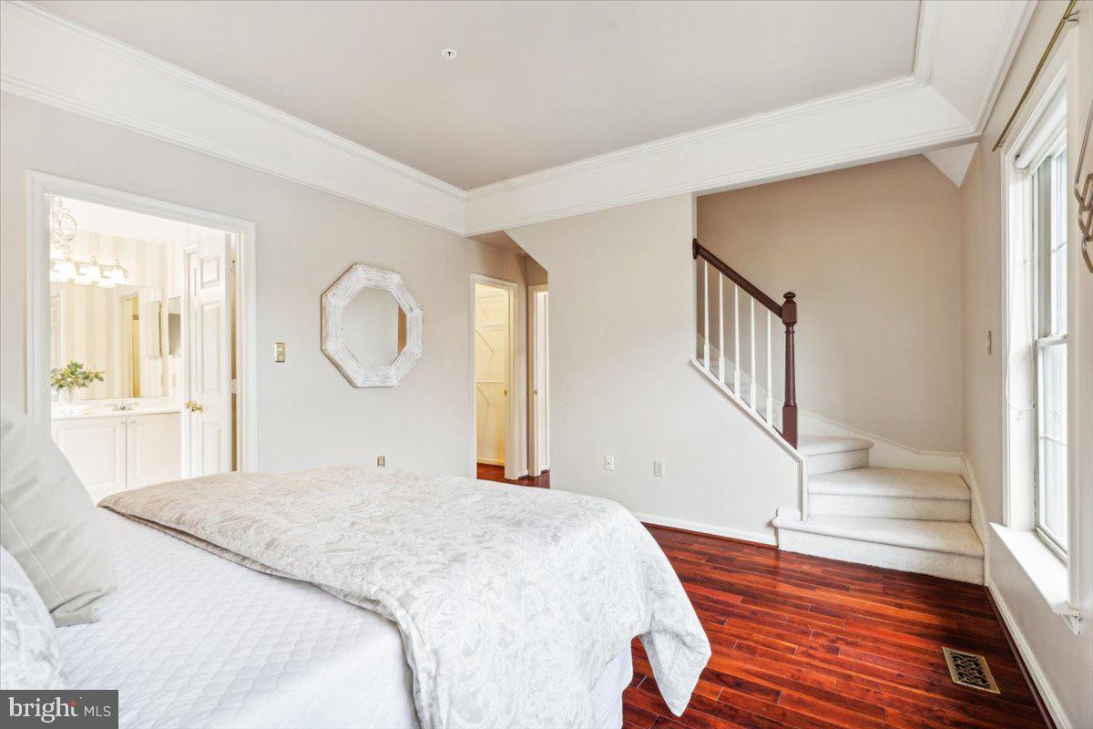 WORMANS MILL - Residential