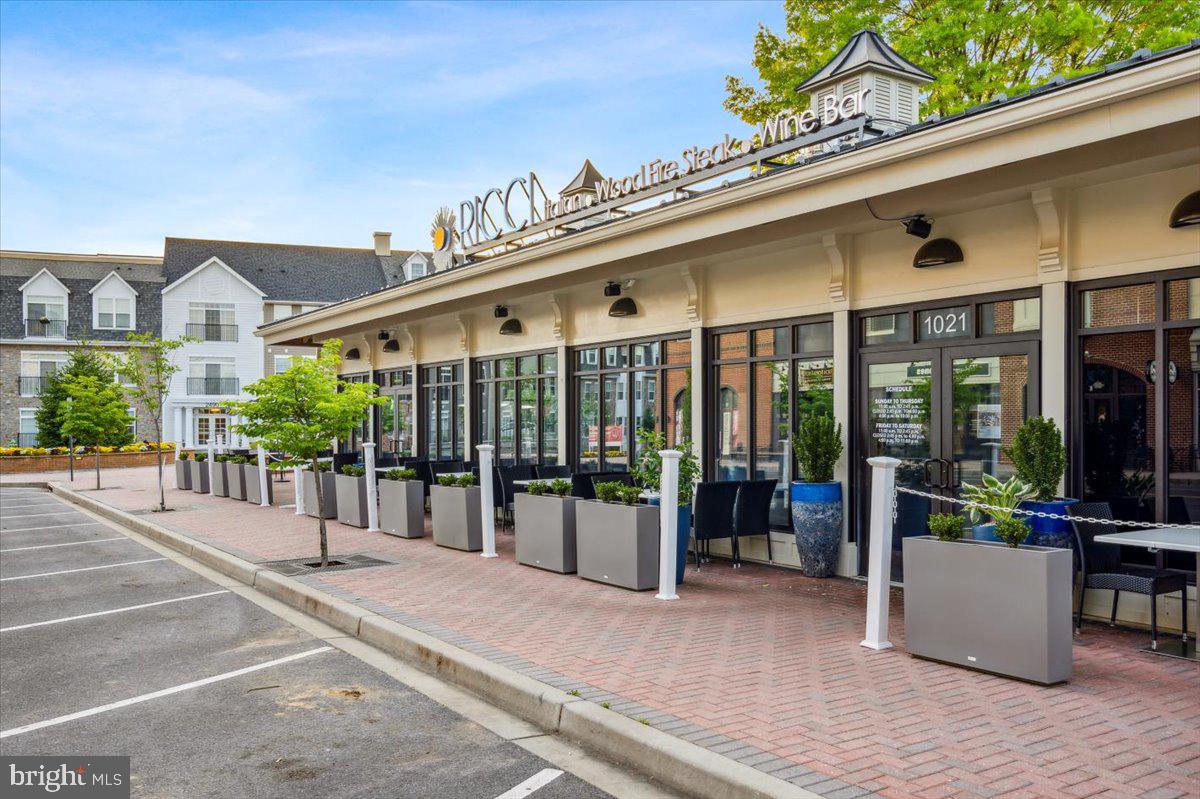 WORMANS MILL - Residential