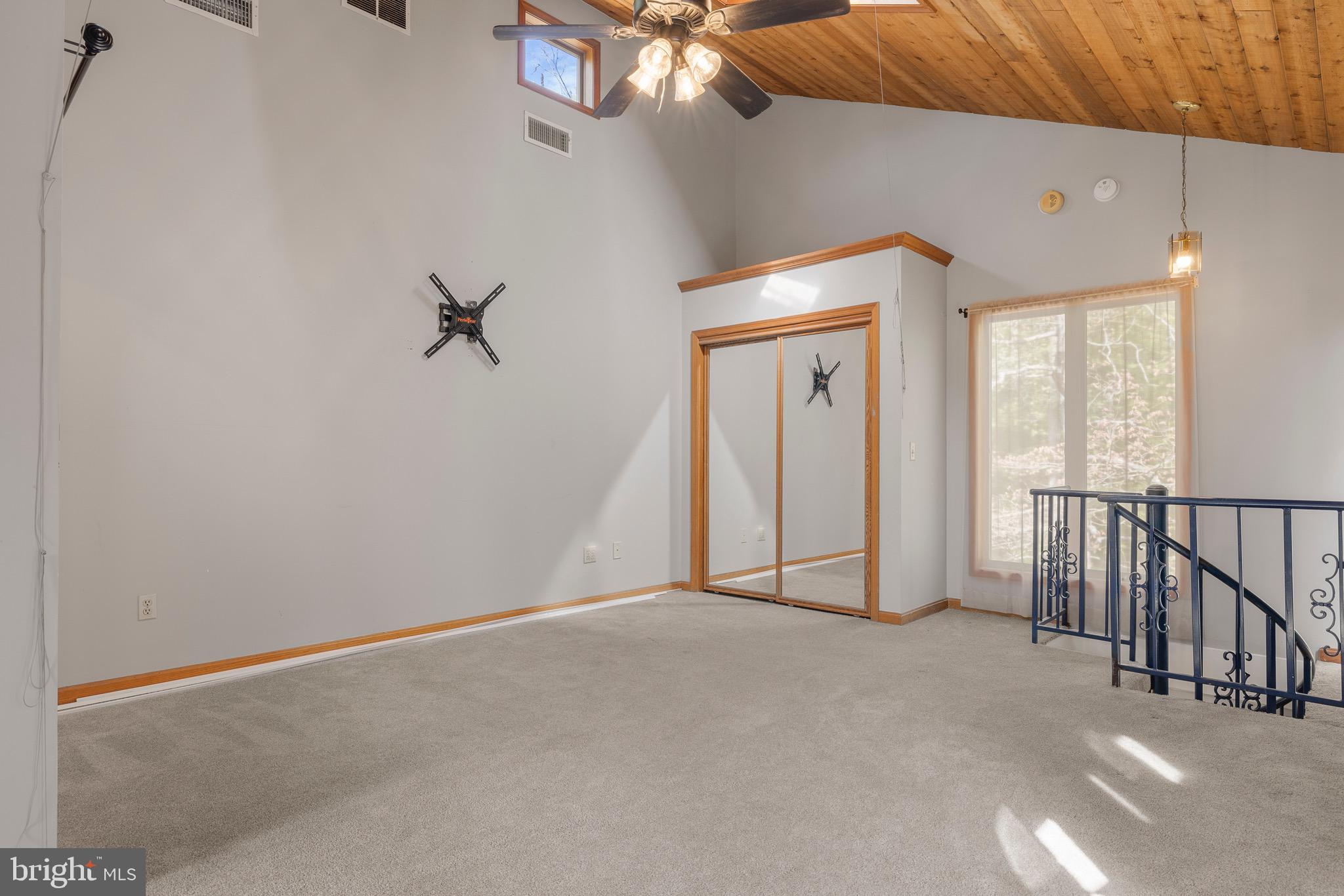 FOX GRAPE FARMS - Residential