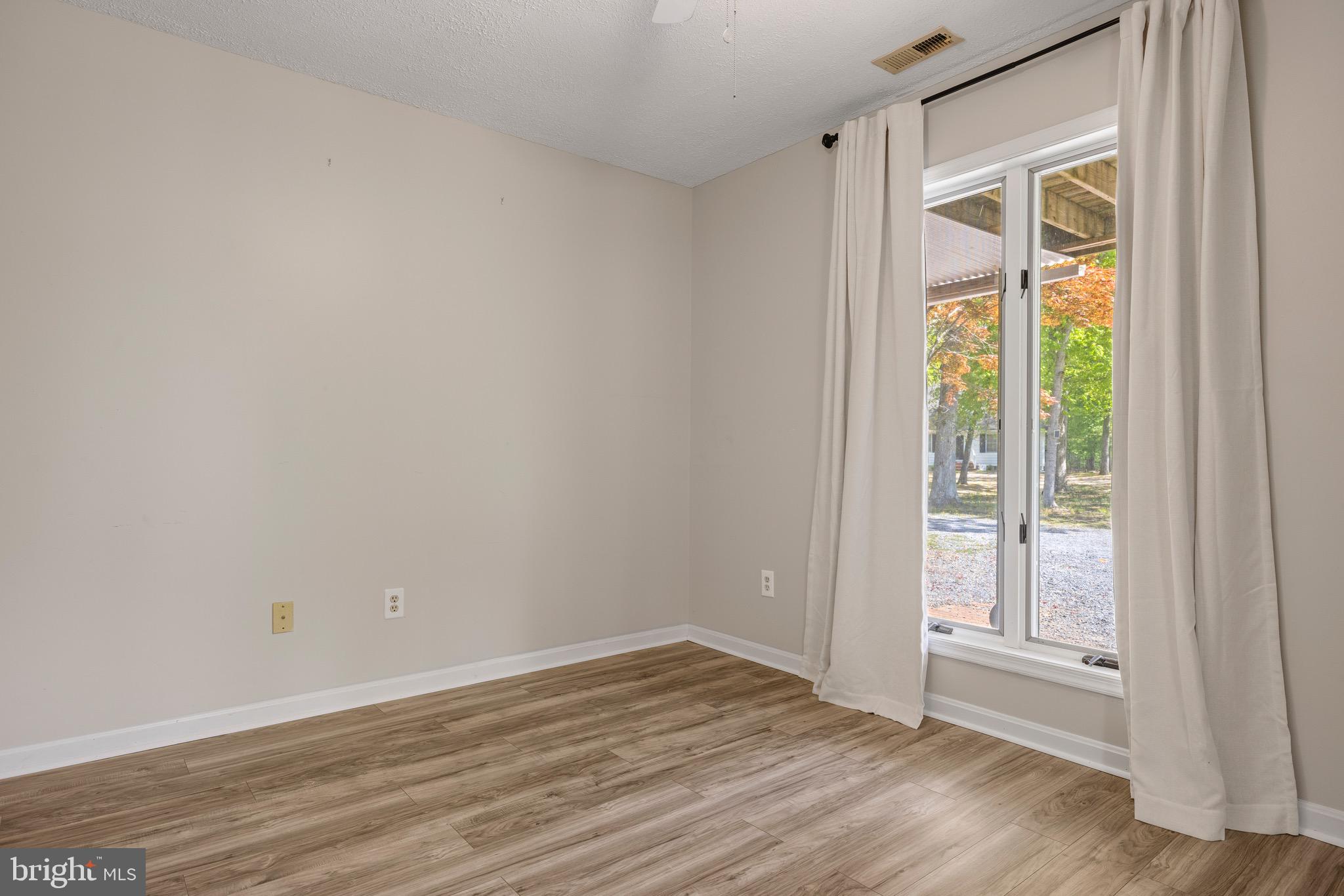 FOX GRAPE FARMS - Residential