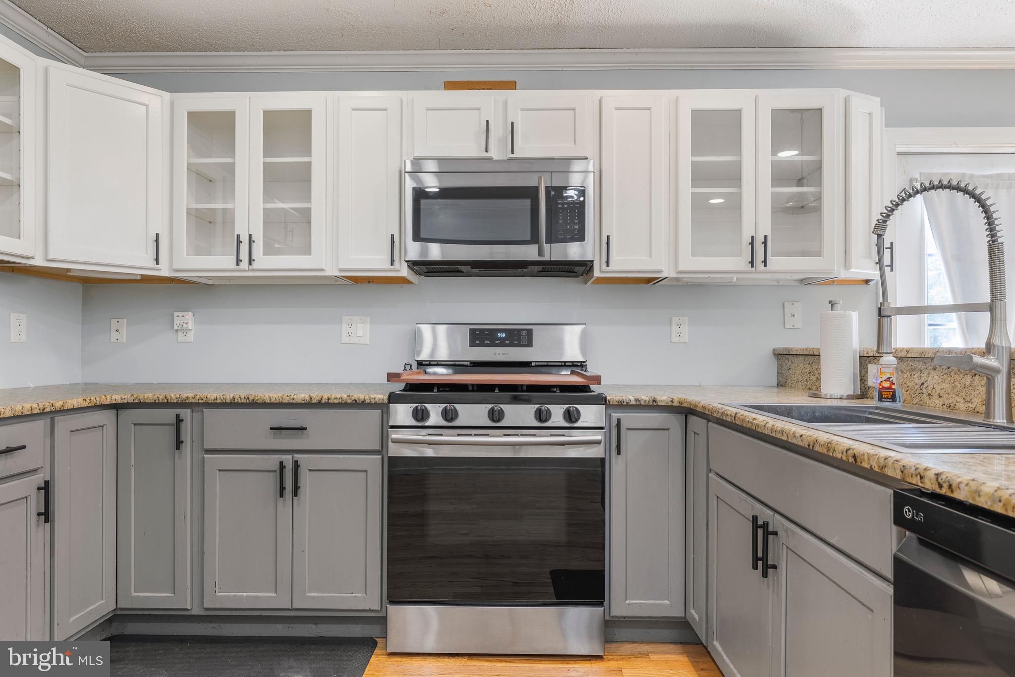 FOX GRAPE FARMS - Residential