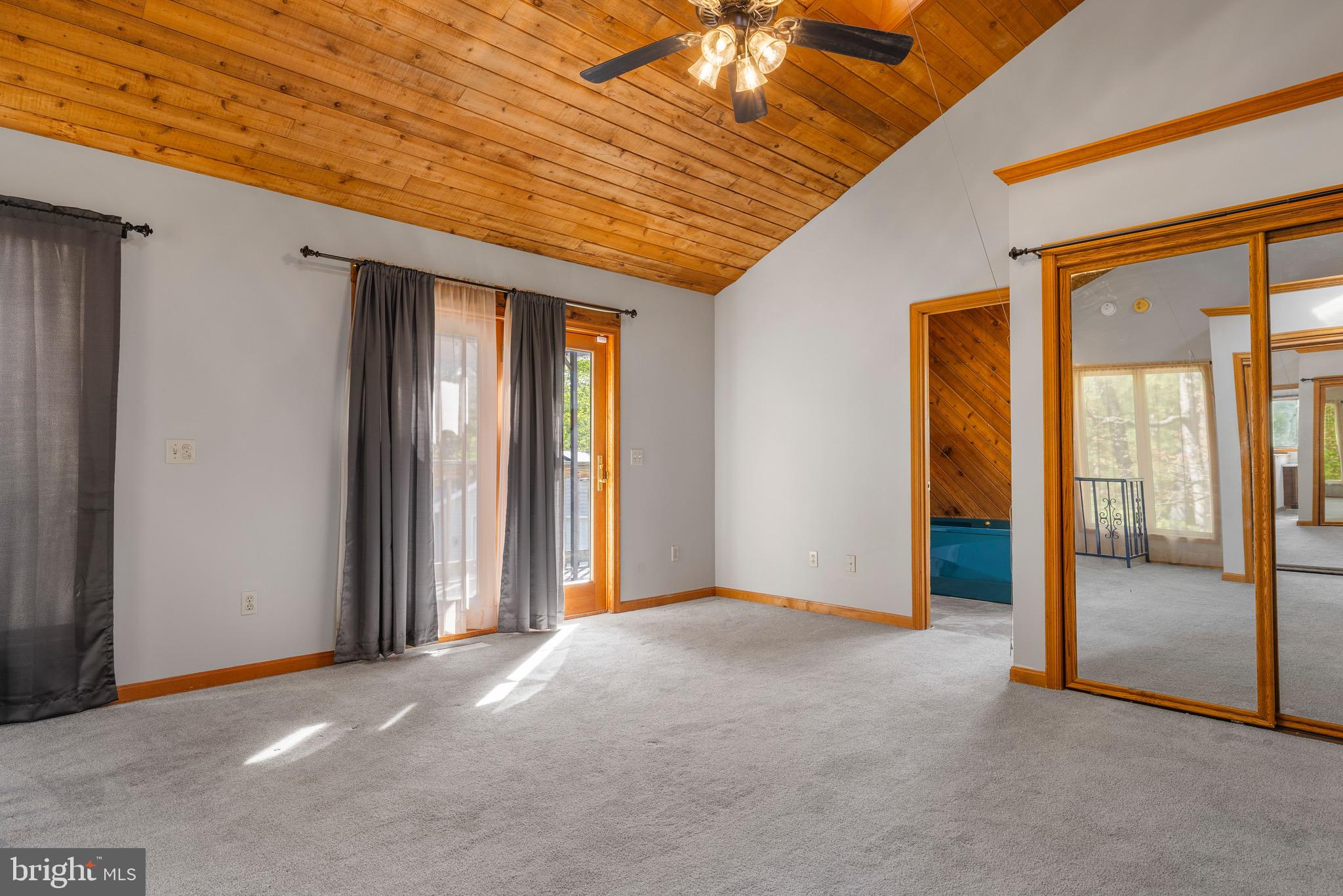 FOX GRAPE FARMS - Residential