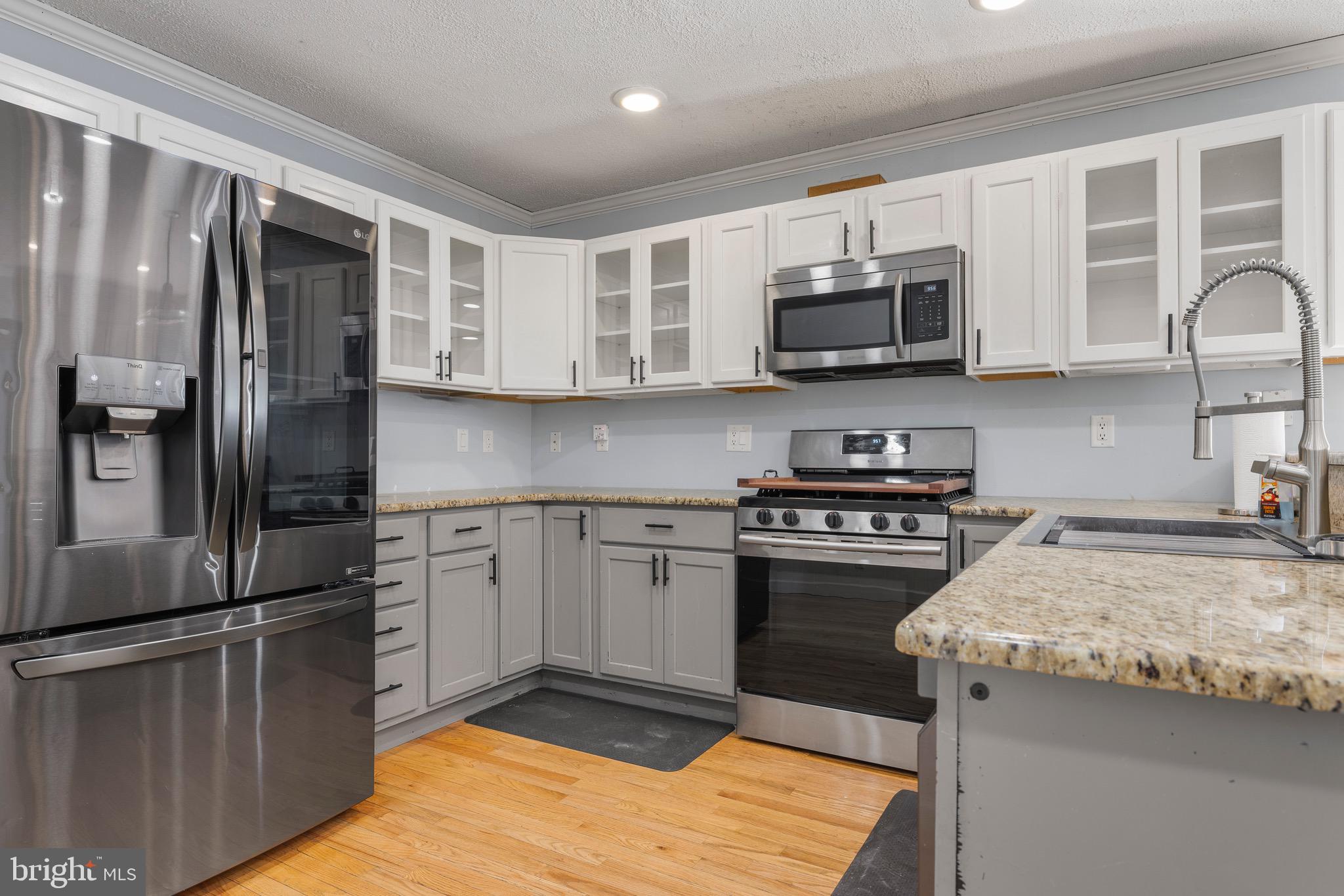 FOX GRAPE FARMS - Residential