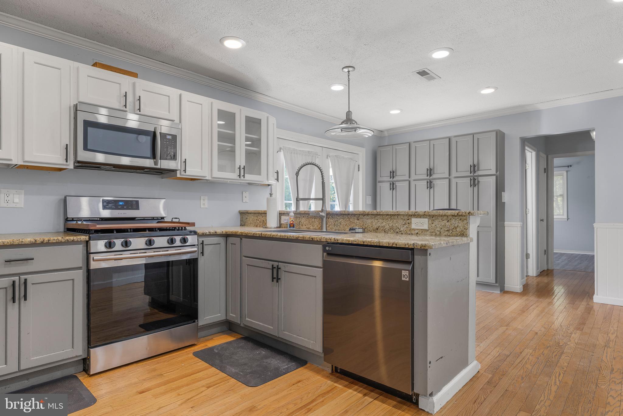 FOX GRAPE FARMS - Residential