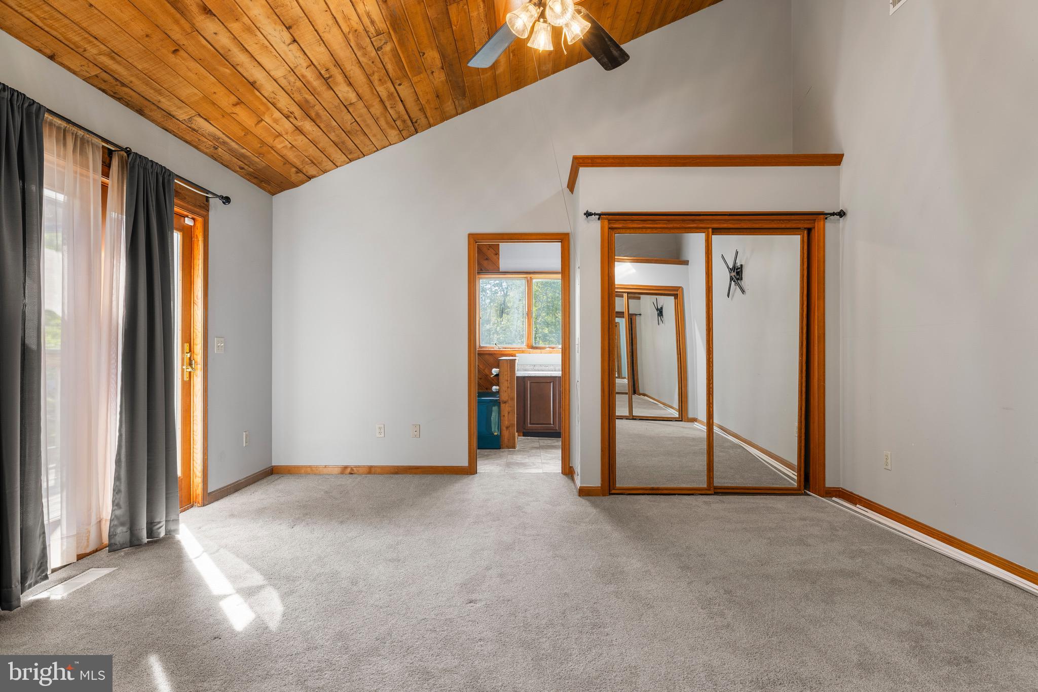 FOX GRAPE FARMS - Residential