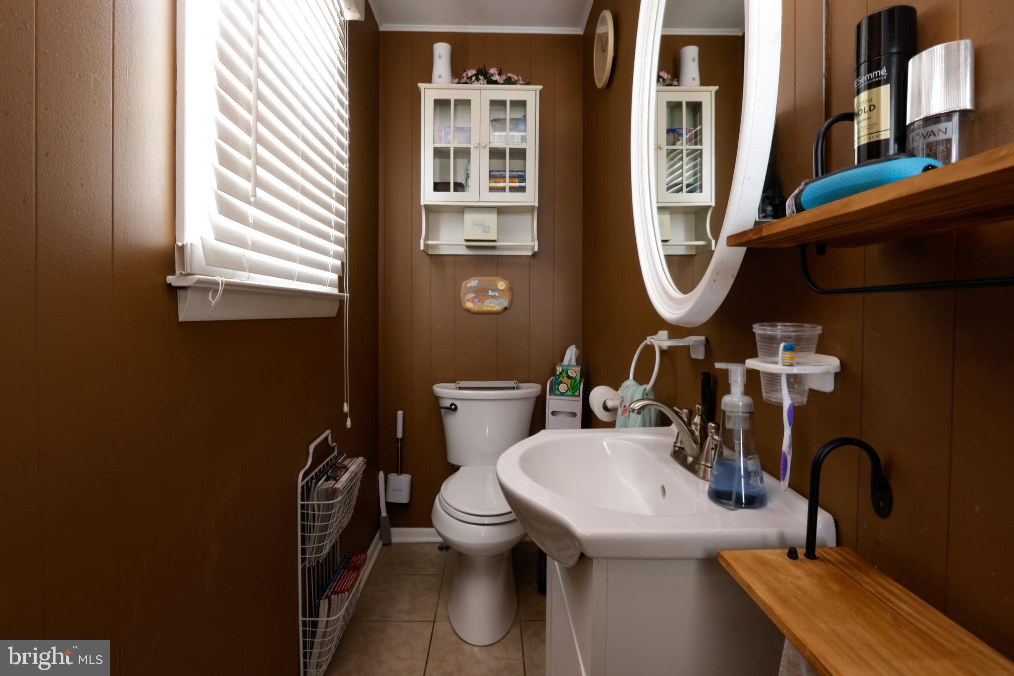 HOLLY LAKE - Residential