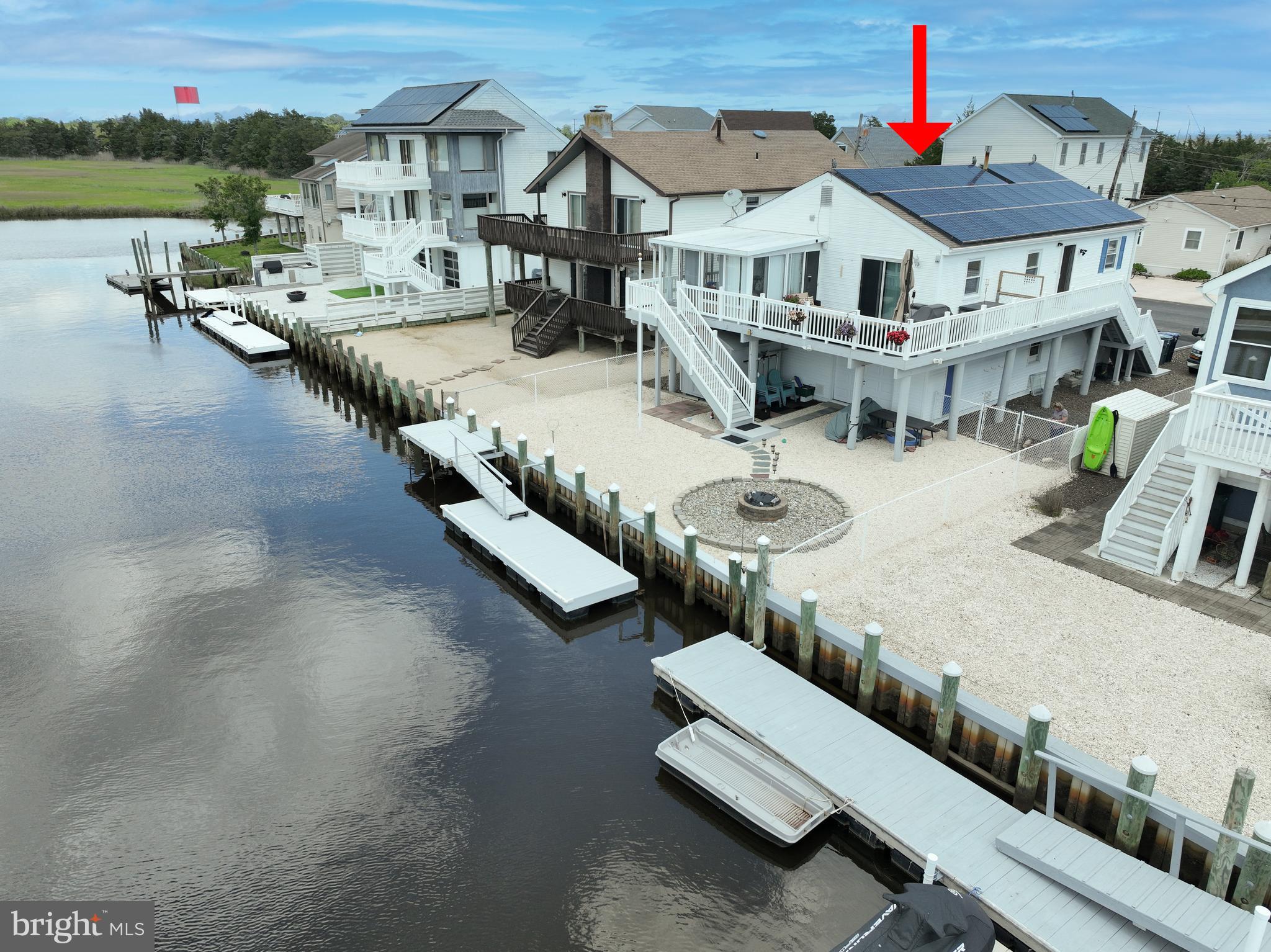 HOLLY LAKE - Residential