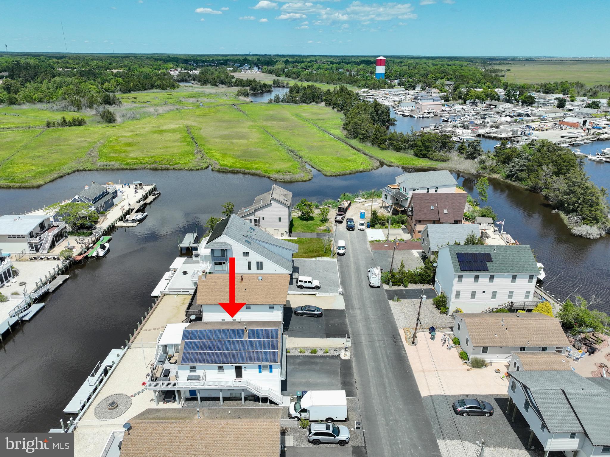 HOLLY LAKE - Residential