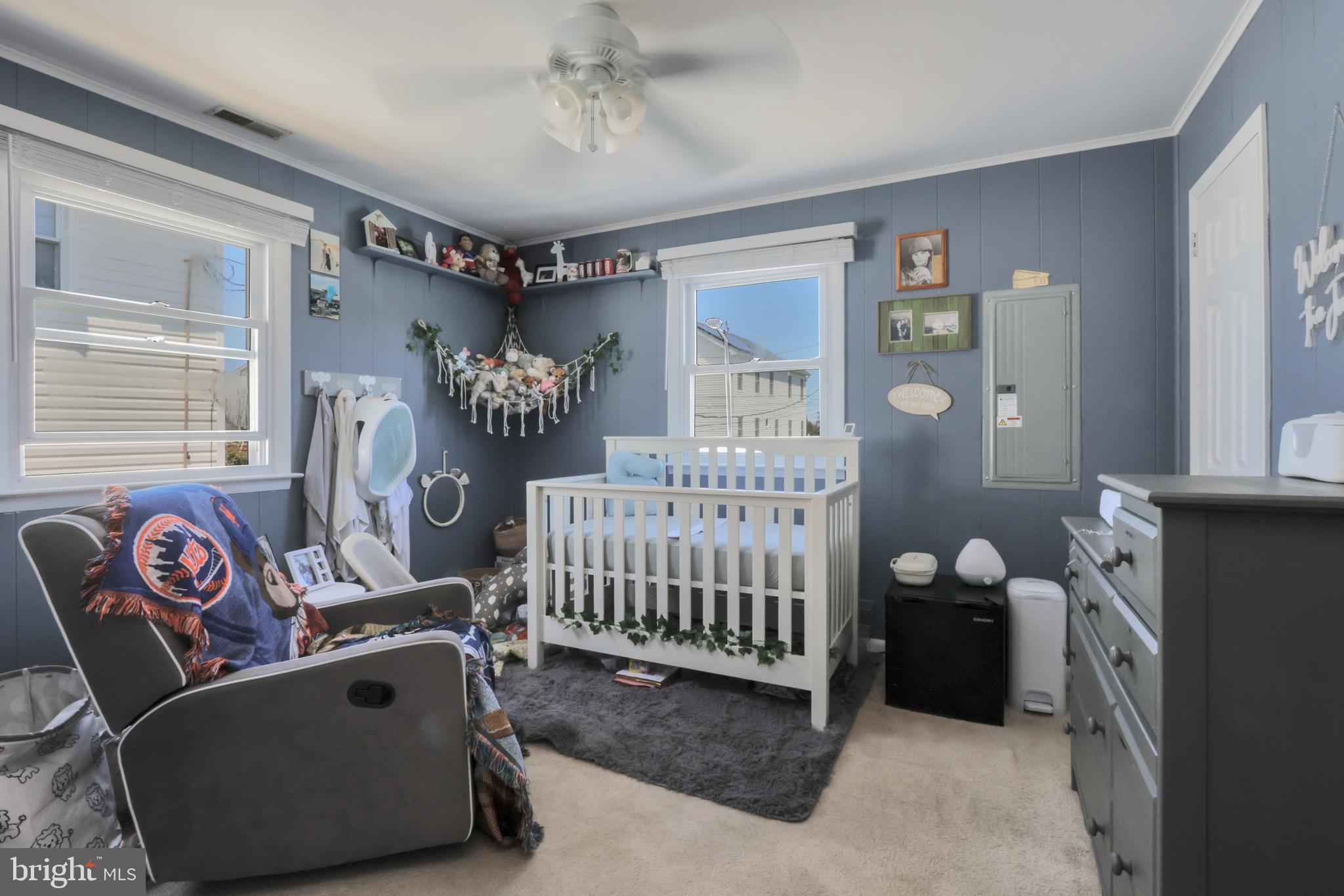 HOLLY LAKE - Residential