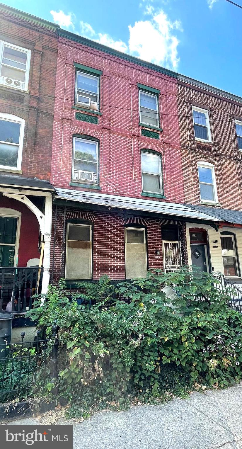 BELMONT - Residential