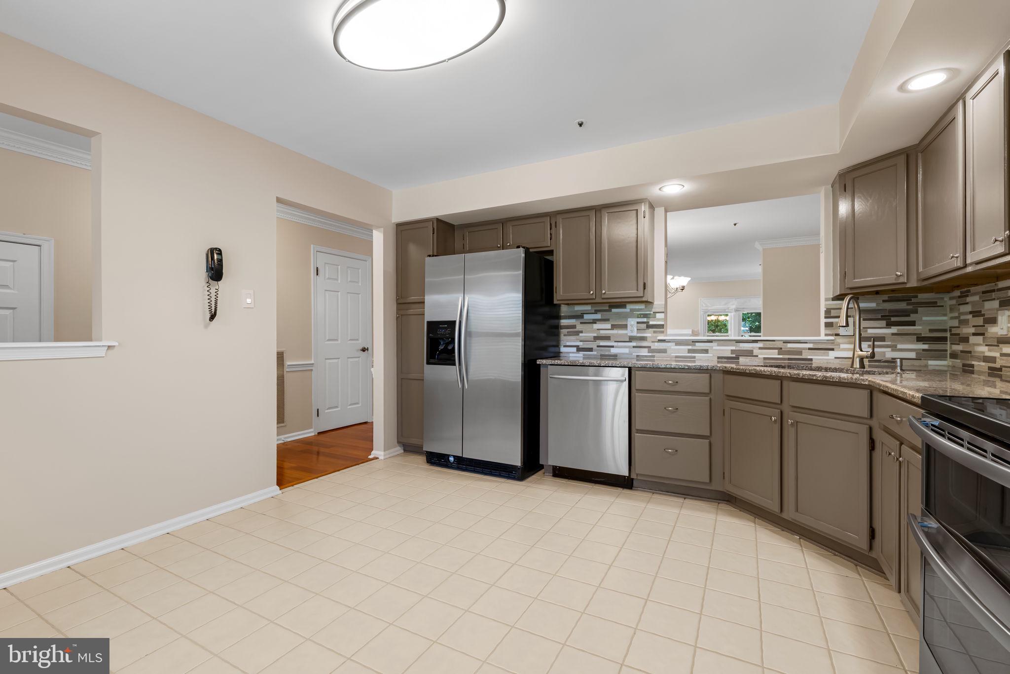 8747 BIRKENHEAD COURT NE