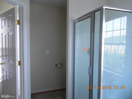 LAKELAND PLACE - Residential