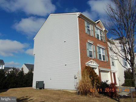 LAKELAND PLACE - Residential