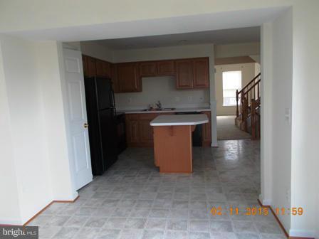 LAKELAND PLACE - Residential