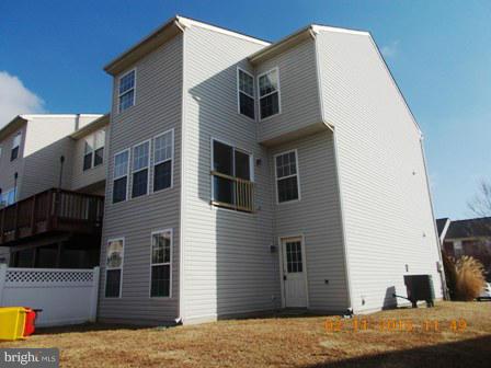 LAKELAND PLACE - Residential