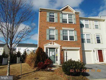 This is a lovely three bedroom 2.5 bath end unit town home that has been freshly painted, and new carpets installed. Kitchen has an island, and all appliances. There is a sun room off the kitchen, large master bedroom with it's own master bath. Finished basement and a 1 car garage. Located close to schools, shopping, restaurants, commuter routes, and entertainment. Call today for your showing.