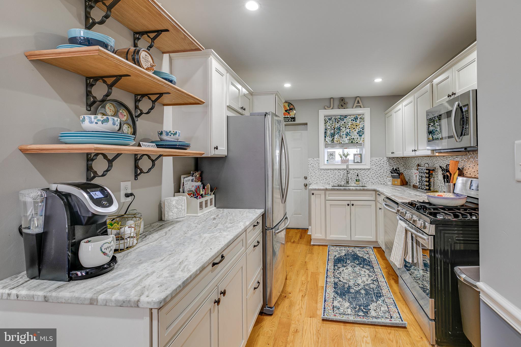 FAIRMOUNT - Residential