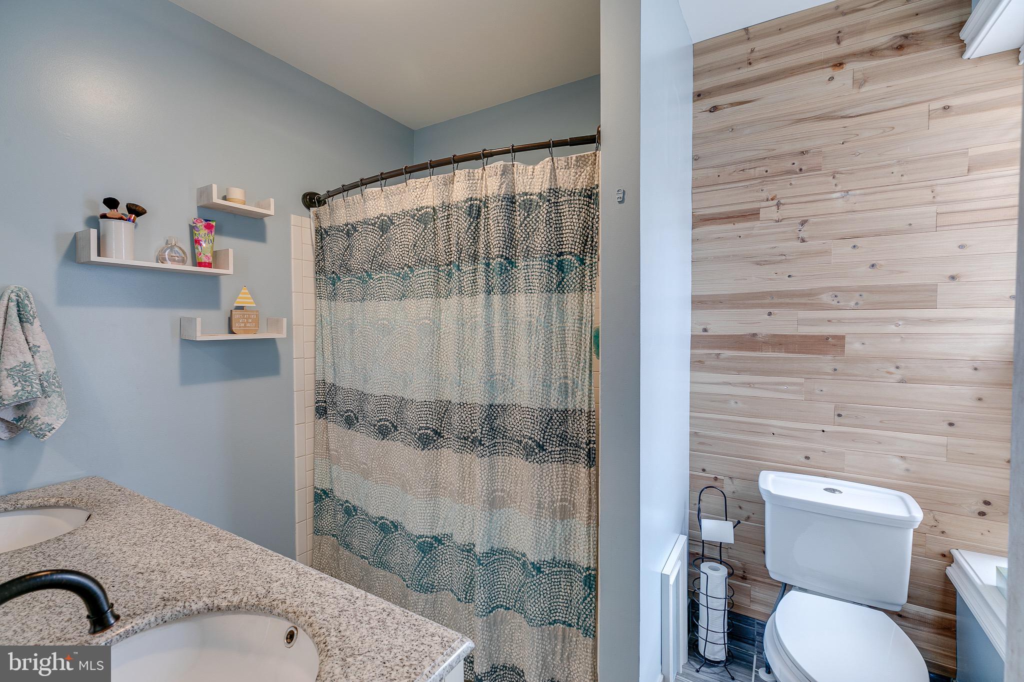 FAIRMOUNT - Residential