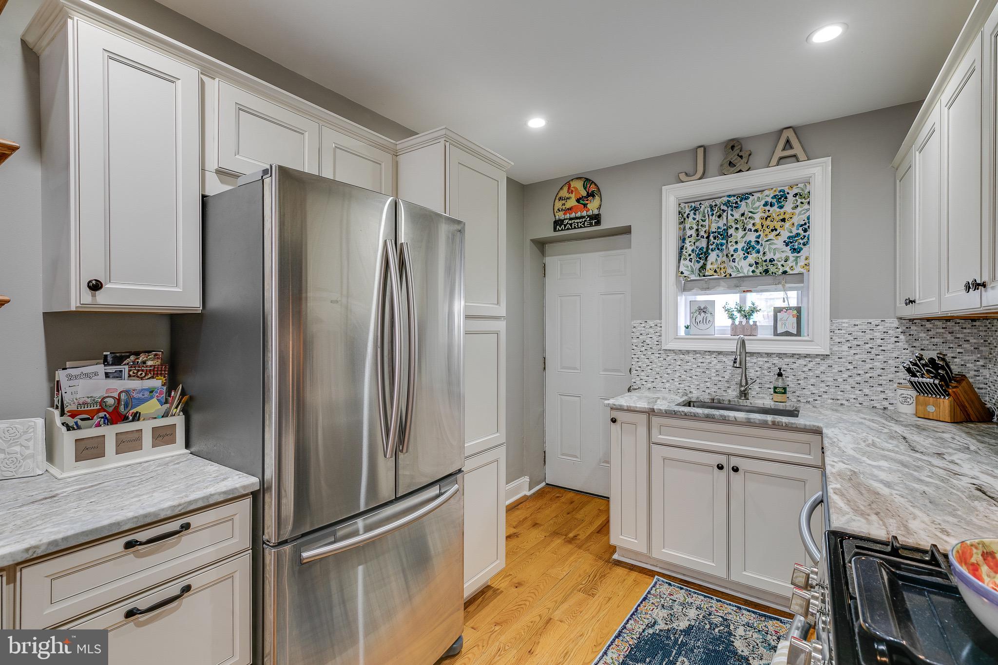 FAIRMOUNT - Residential