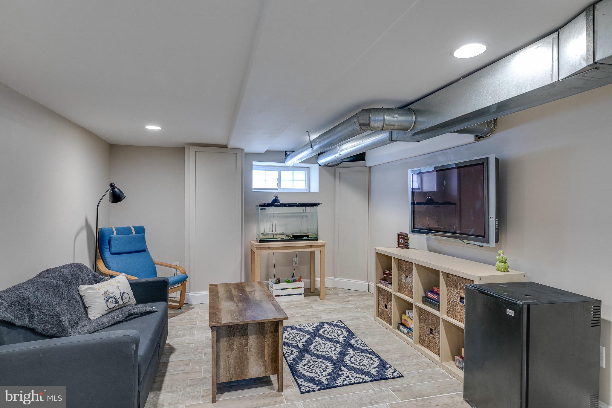 FAIRMOUNT - Residential