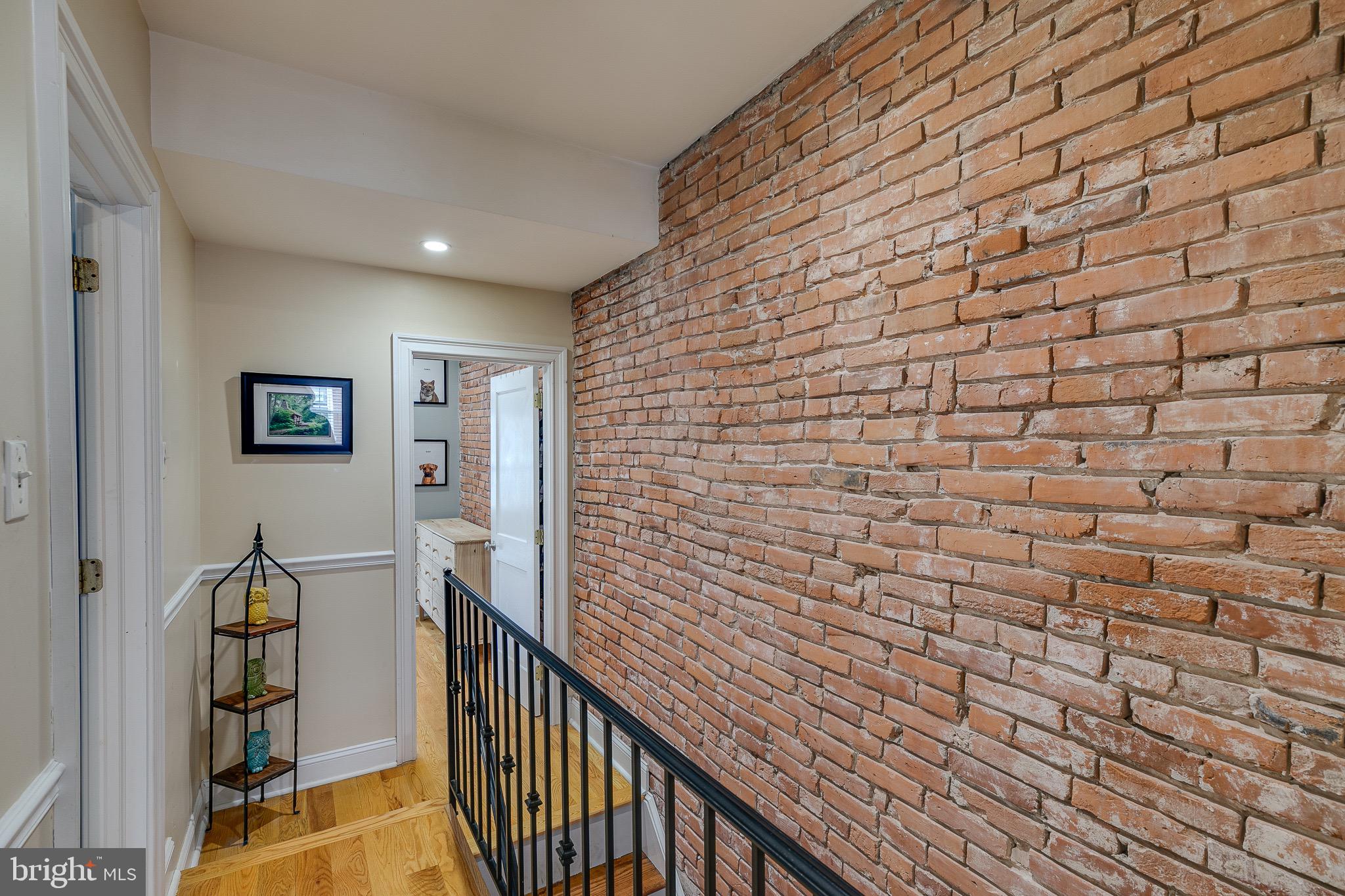 FAIRMOUNT - Residential