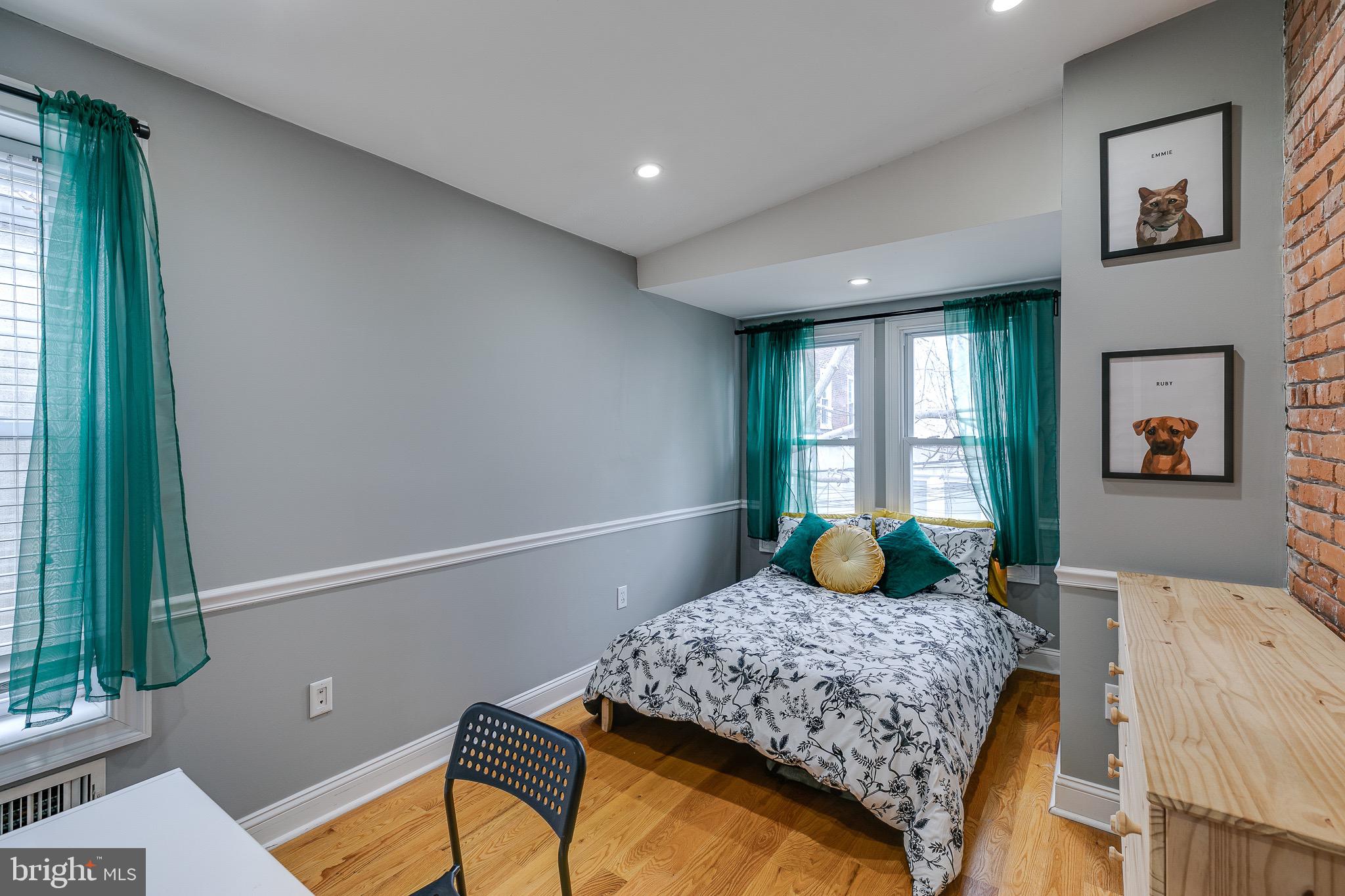 FAIRMOUNT - Residential