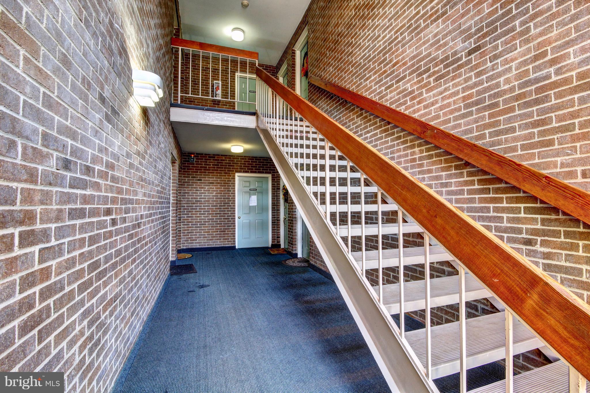 VILLAS AT COUNTRYSIDE - Residential