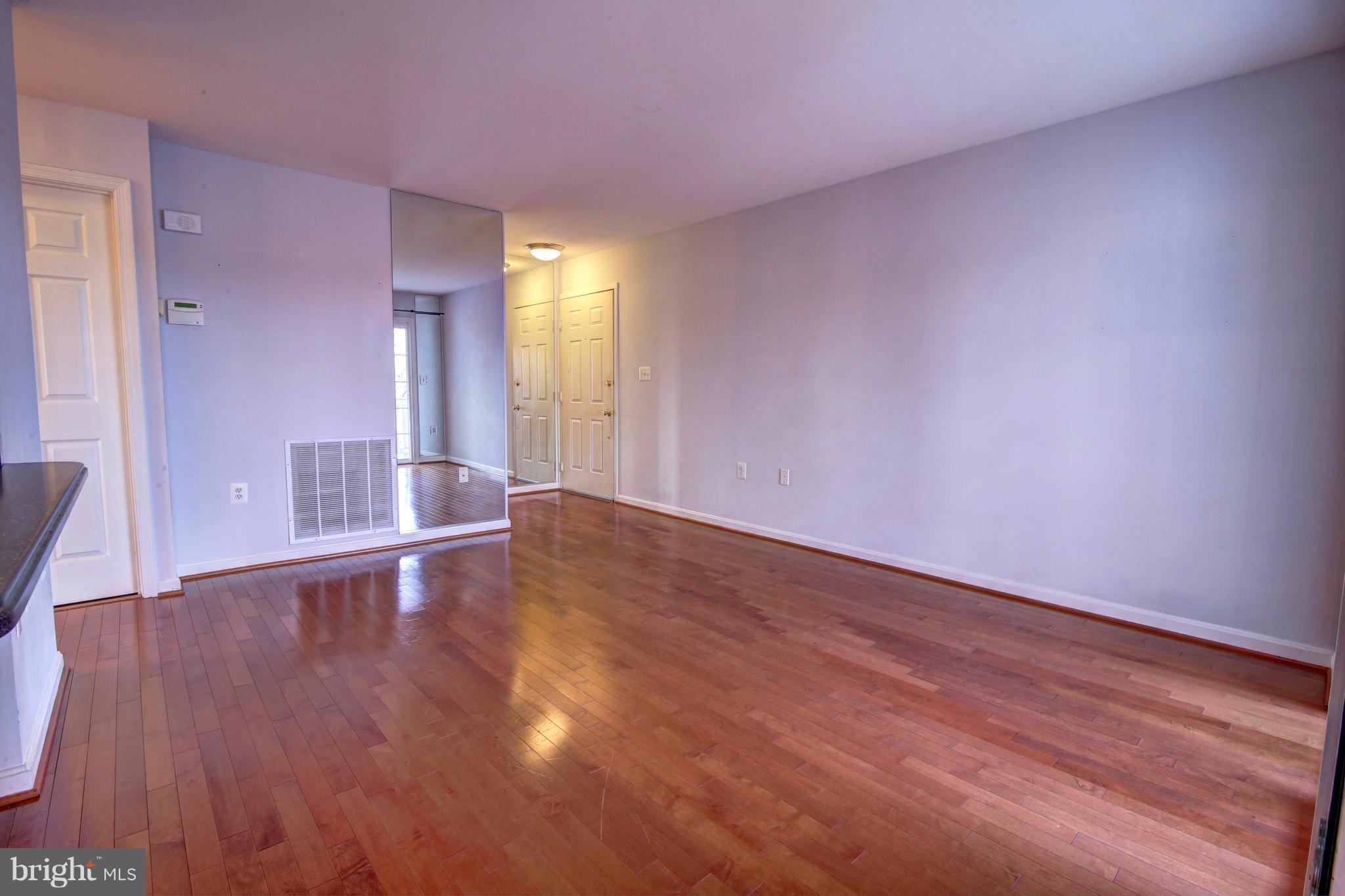 VILLAS AT COUNTRYSIDE - Residential