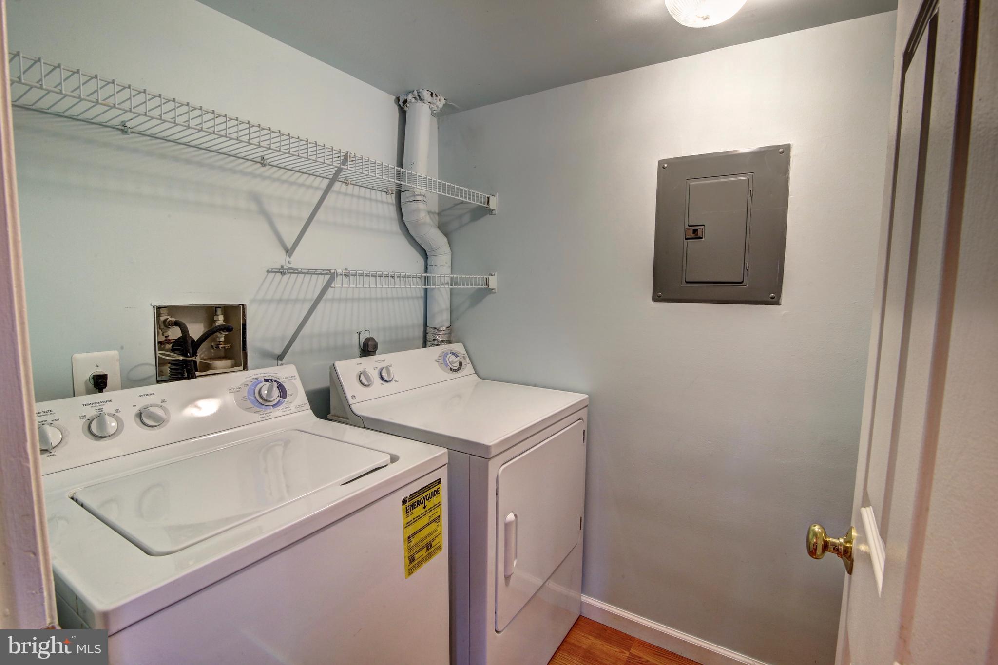 VILLAS AT COUNTRYSIDE - Residential