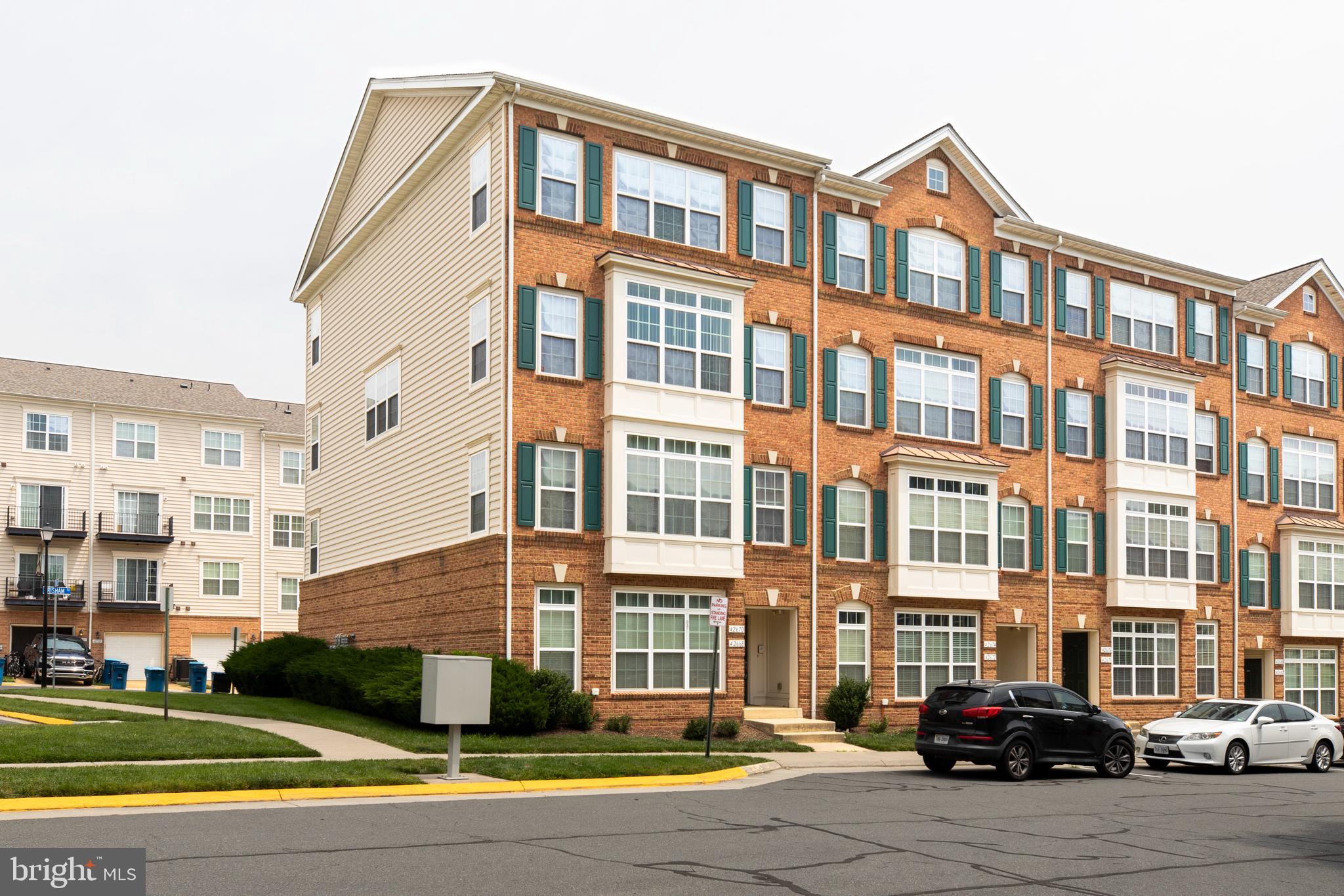 RESIDENCES AT BRAMBLETON - Residential Lease