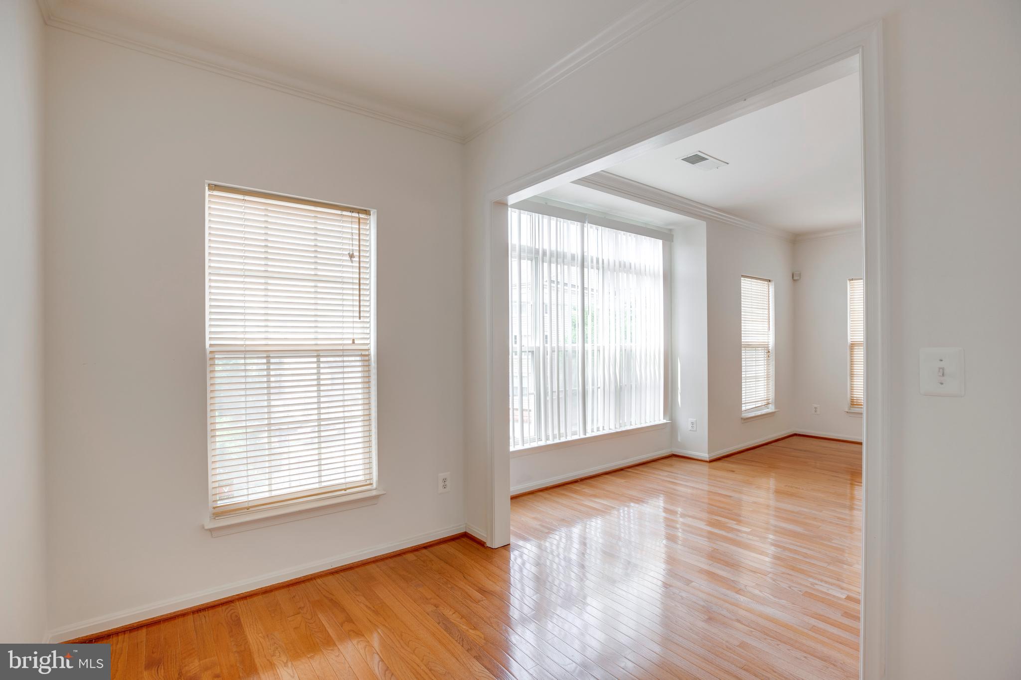 RESIDENCES AT BRAMBLETON - Residential Lease