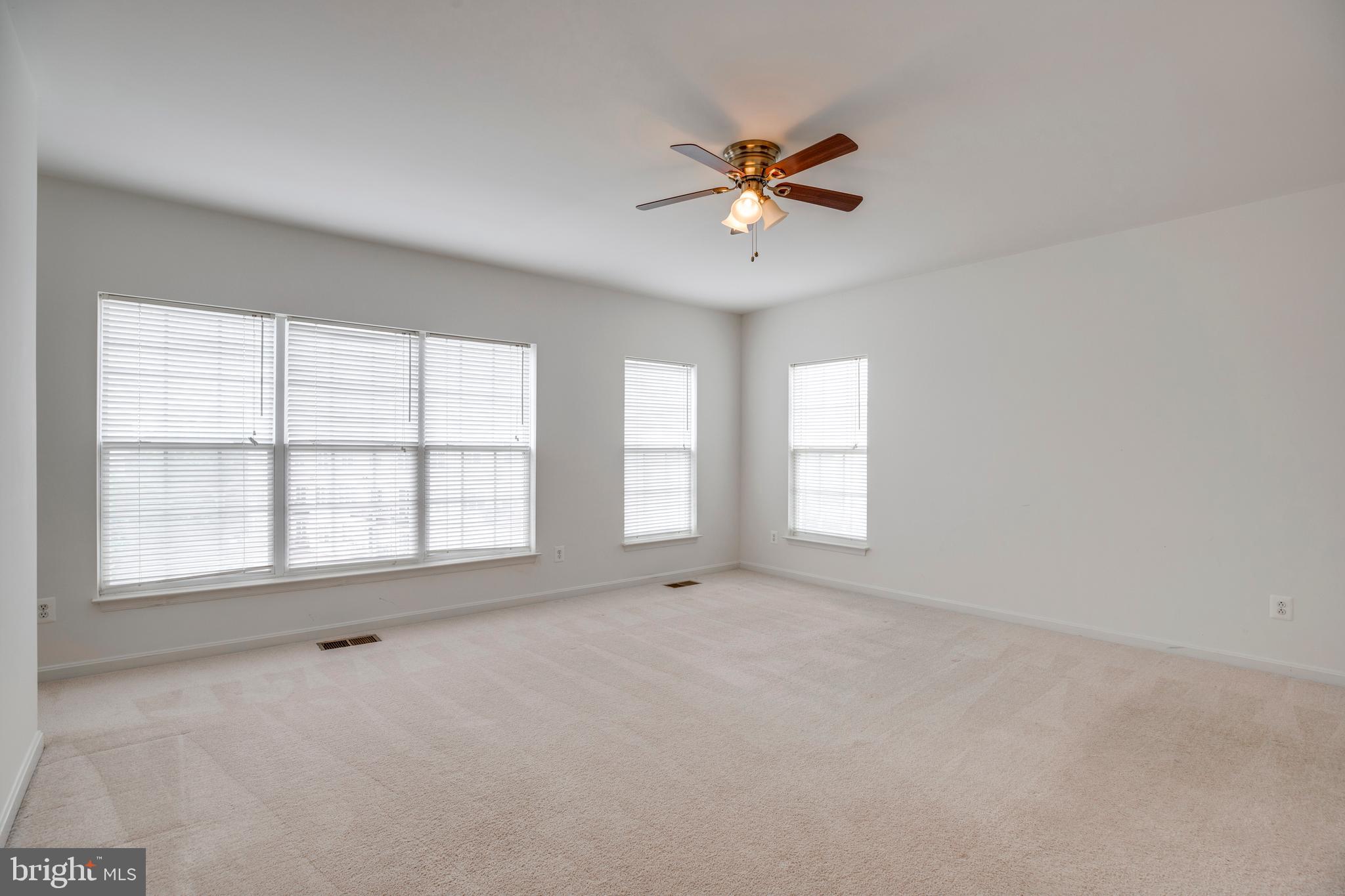 RESIDENCES AT BRAMBLETON - Residential Lease