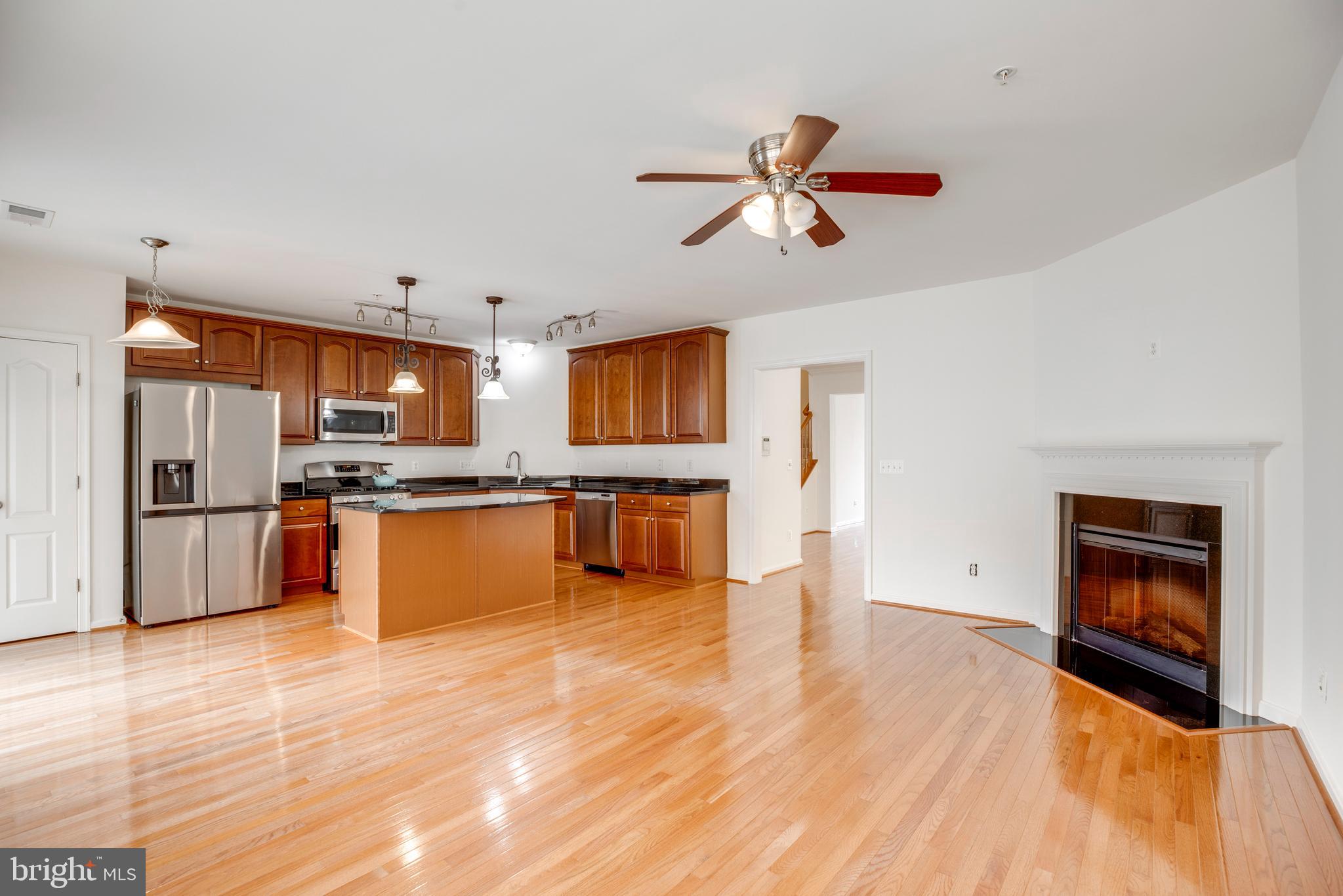 RESIDENCES AT BRAMBLETON - Residential Lease