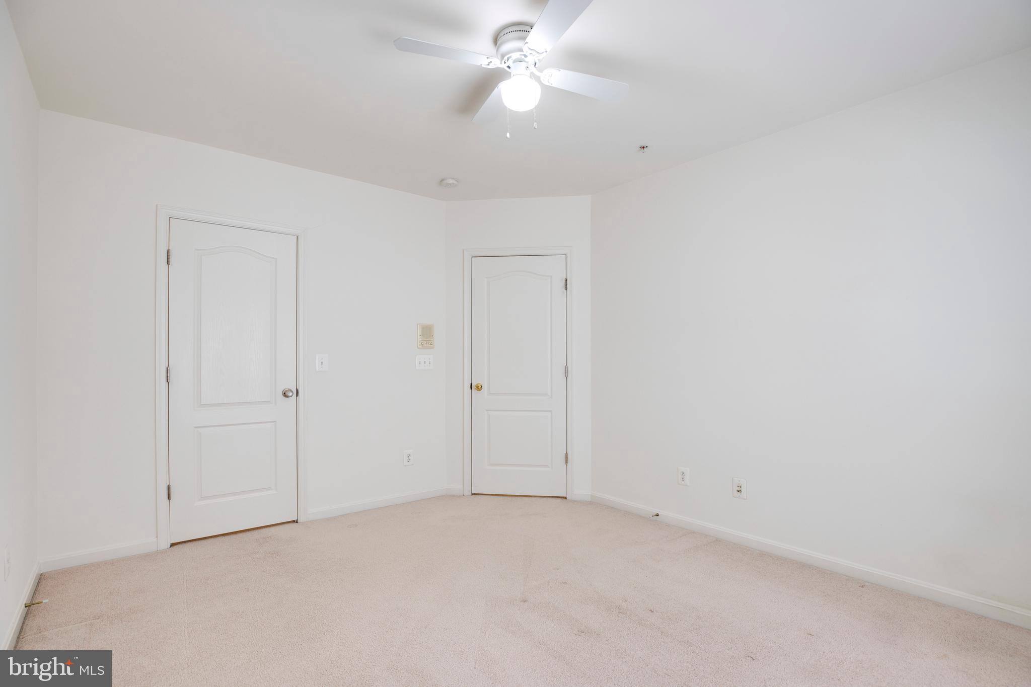 RESIDENCES AT BRAMBLETON - Residential Lease