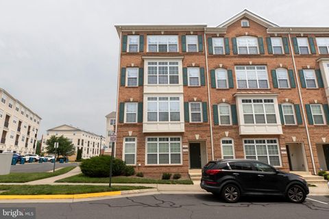 42670 HOLLYHOCK TERRACE BRAMBLETON VA 20148